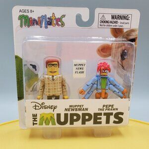 Muppet Newsman Pepe Prawn Minimates with News Flash Diamond Select Series 3